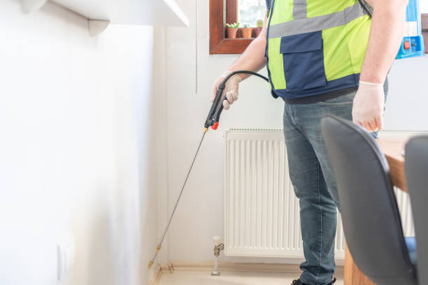 Best Best Pest Control Companies  in Waynesville, OH